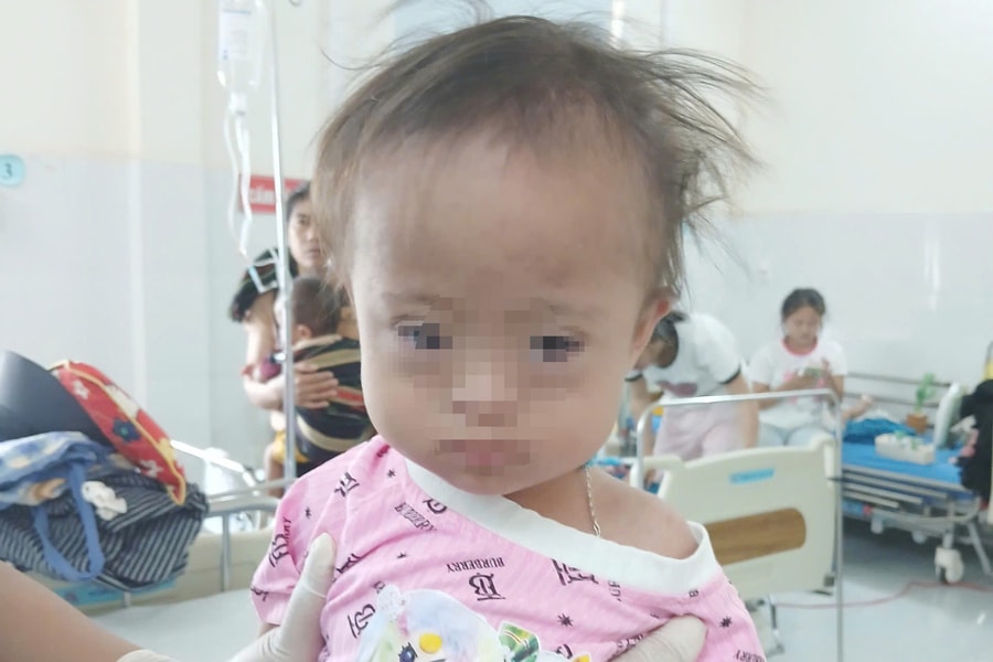 Gia Lai: Mẹ ruột xin nhận lại con gái sau khi bỏ rơi ở bệnh viện