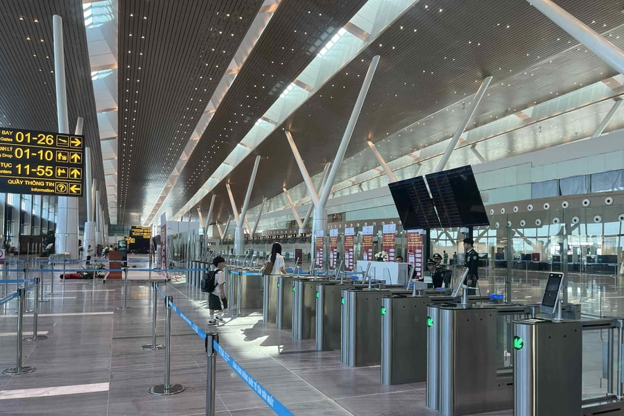 Bộ Xây dựng chỉ đạo khắc phục bất cập tại Nhà ga T3 Tân Sơn Nhất