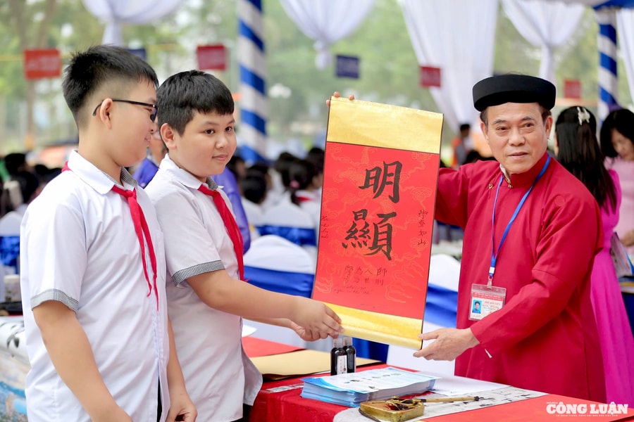 Thanh Hoá: Phát động Ngày Sách và Văn hóa đọc Việt Nam