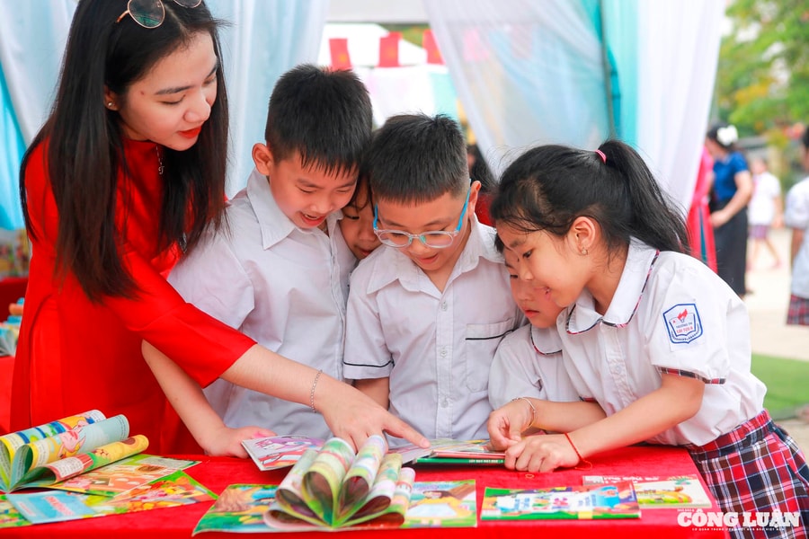 Hà Nội: Học sinh hào hứng tham gia ngày hội văn hóa đọc sách