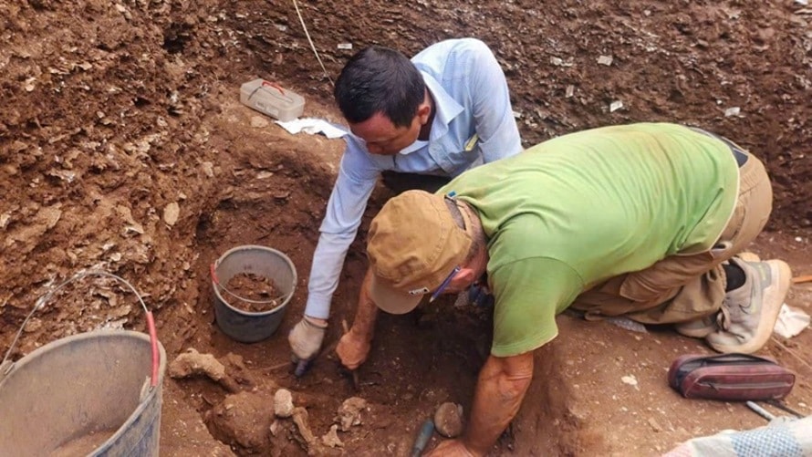 Phát hiện 9 bộ di cốt tại di chỉ khảo cổ Quỳnh Văn, Nghệ An