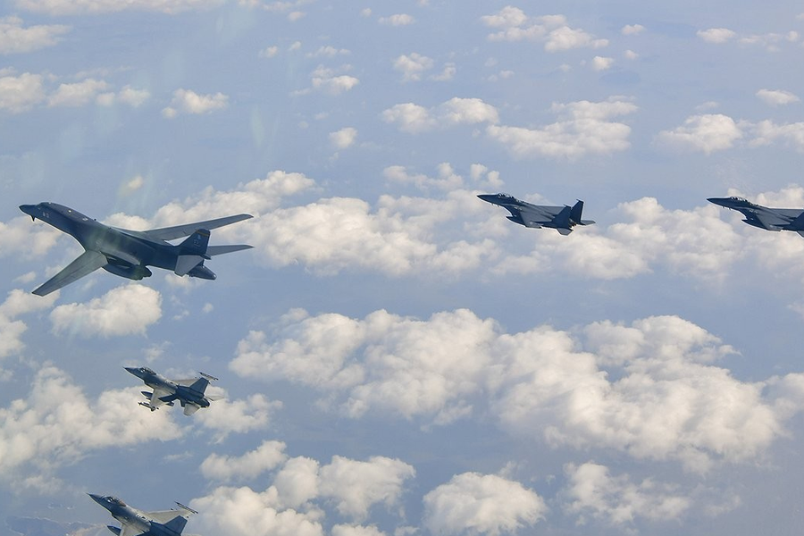 Mỹ và Hàn Quốc lần đầu huấn luyện tác chiến trong môi trường có nguy cơ hạt nhân