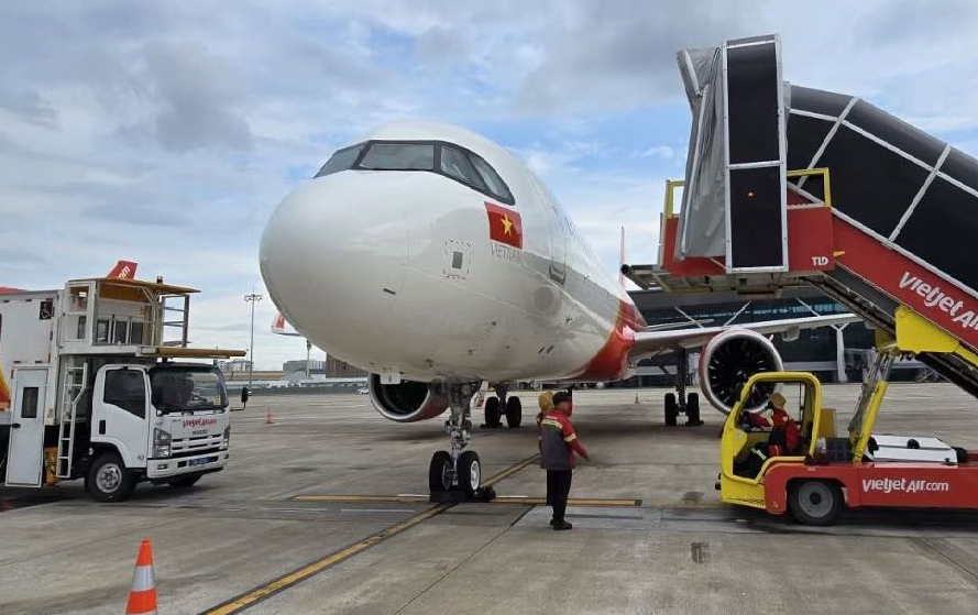 Vì sao nhiều chuyến bay do Vietjet Air khai thác bị chậm giờ?