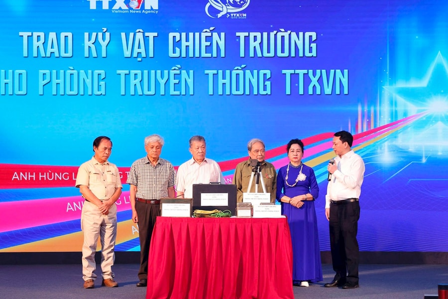 Thông tấn xã Việt Nam 'viết tiếp bản hùng ca' trong Kỷ nguyên vươn mình của dân tộc