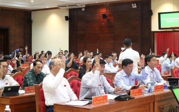 HĐND tỉnh Đắk Lắk miễn nhiệm Chủ tịch UBND tỉnh Phạm Ngọc Nghị