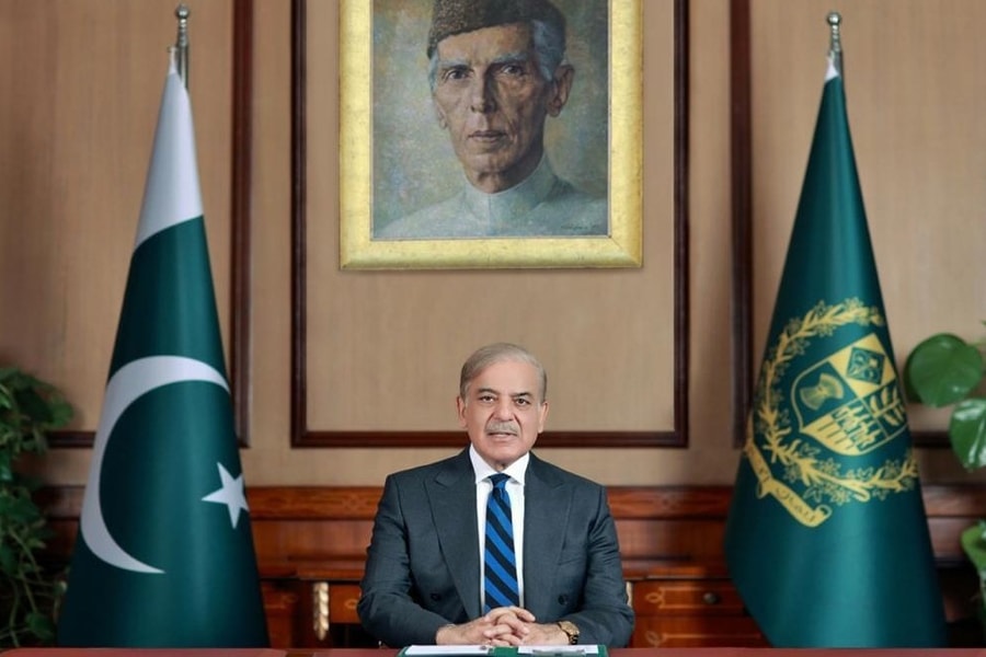 Pakistan đóng cửa không phận đối với Ấn Độ, hai bên đáp trả mạnh mẽ