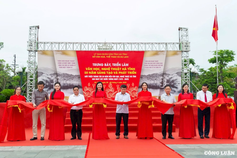 Hà Tĩnh: Triển lãm ‘50 năm Văn học, Nghệ thuật’ – Dấu ấn nửa thế kỷ sáng tạo và cống hiến