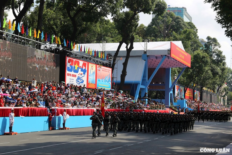 Những điều cần biết khi đi xem Lễ diễu binh, diễu hành kỷ niệm 50 năm Ngày Giải phóng miền Nam, thống nhất đất nước