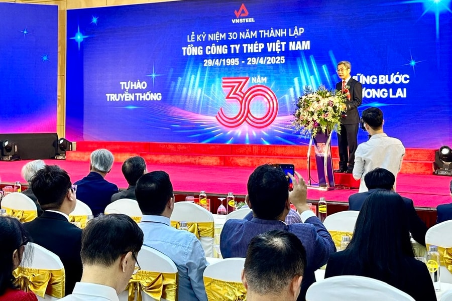 VNSTEEL phấn đấu nâng tổng công suất lên gần 10 triệu tấn thép mỗi năm