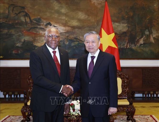 Tổng Bí thư Tô Lâm hội kiến Ủy viên Bộ Chính trị, Phó Chủ tịch nước Cuba