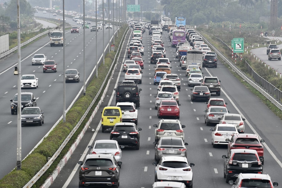 Tập trung xử lý ùn tắc trên các tuyến cao tốc trọng điểm
