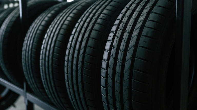 ‏Bạn có thể lắp hai loại lốp xe của hai thương hiệu khác nhau trên xe của mình không?‏