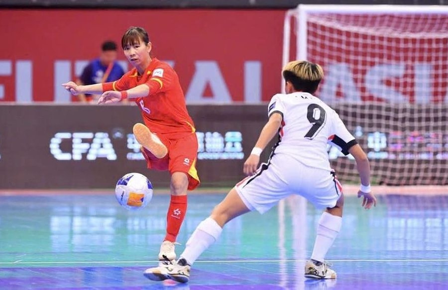 Tuyển futsal nữ Việt Nam ra quân thuận lợi tại giải vô địch châu Á