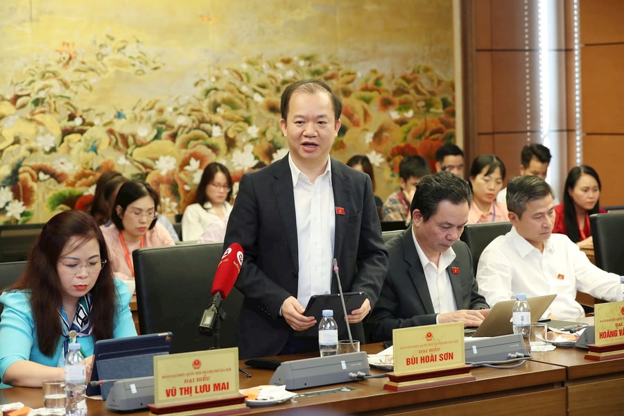 Mở rộng thẩm quyền cho cấp xã mà không nâng cao năng lực dễ dẫn đến ‘giao việc mà không giao quyền thực chất’