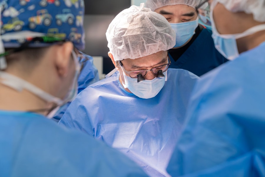 Vinmec ghép gan thành công cho bệnh nhi 8 tháng tuổi từ người chết não