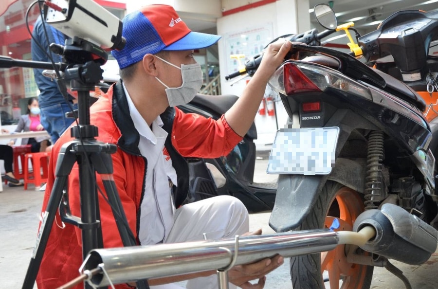 Đề xuất kiểm định khí thải xe máy tại Hà Nội và TPHCM từ 1/1/2027