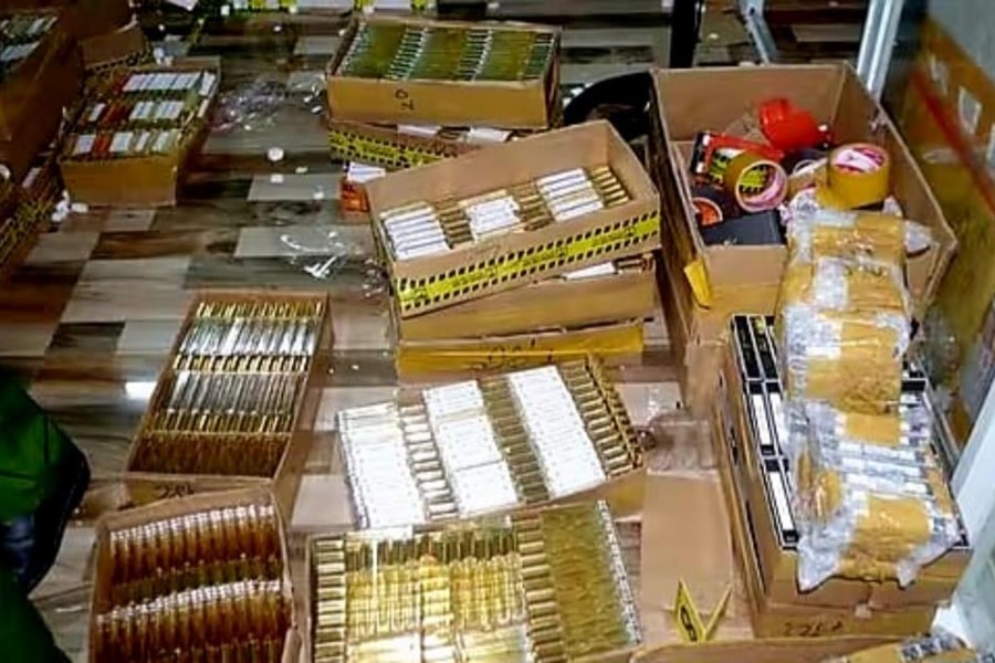 Khởi tố nhiều đối tượng trong vụ sản xuất nước hoa giả quy mô lớn ở Bình Phước