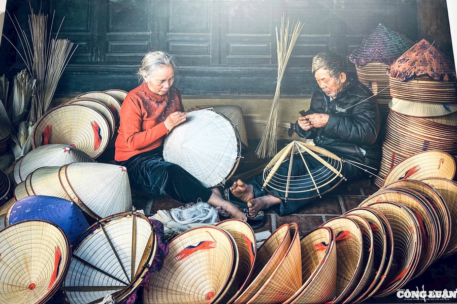 Làng nghề Việt Nam rực rỡ trong ống kính nữ nhiếp ảnh gia quốc tế Helena Vân