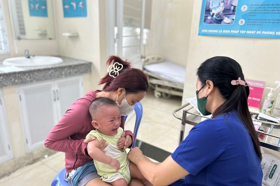 Lào Cai: Bệnh sởi diễn biến phức tạp, nhiều trẻ nhập viện vì biến chứng nặng‎