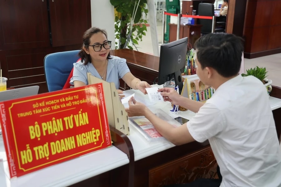 Chấm dứt ngay tình trạng doanh nghiệp phải trả chi phí không chính thức trong thực hiện thủ tục hành chính