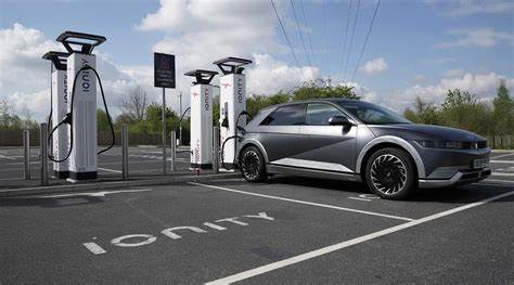 ‏Châu Âu chùn bước trước lệnh cấm xe xăng‏