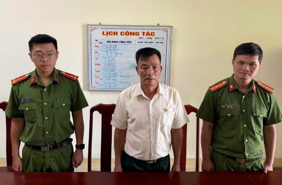 Kon Tum: Khởi tố, bắt giam Chủ tịch Hội người cao tuổi xã lừa “chạy án”