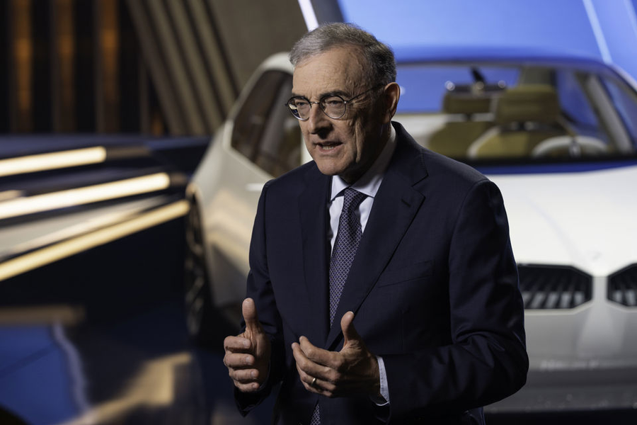 Chủ tịch BMW Norbert Reithofer chính thức từ chức