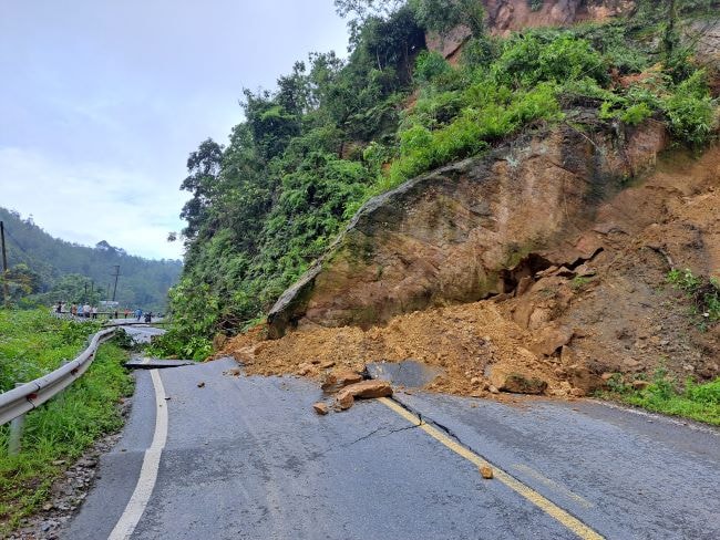 Ứng phó sạt lở đất, lũ quét gây hư hại hạ tầng miền núi Trung du Bắc Bộ