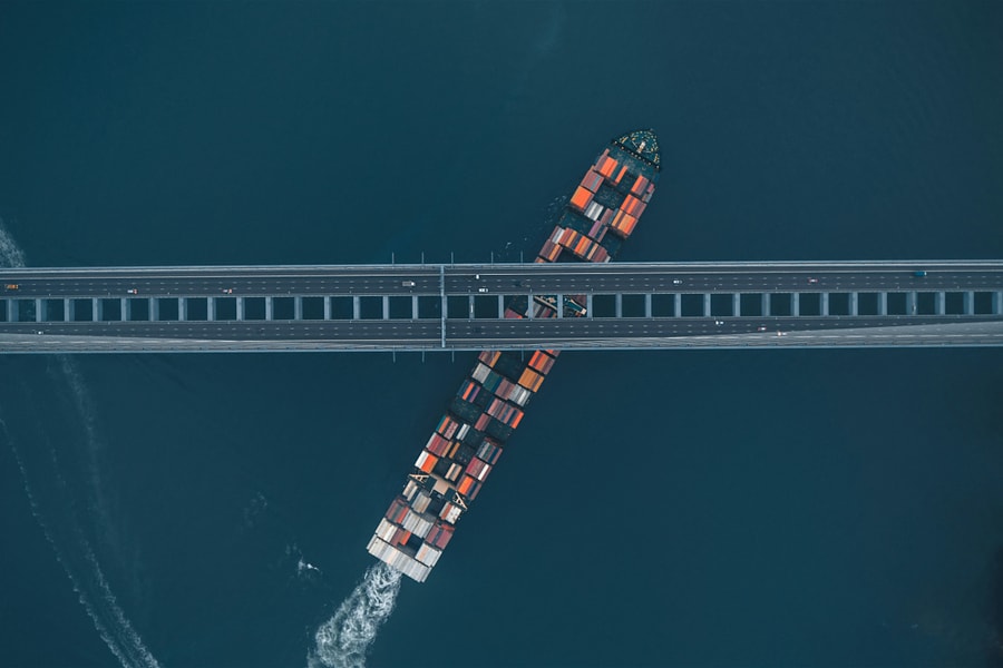 Tổng thống Mỹ nói có thể trừng phạt các quốc gia giao dịch với Nga