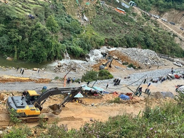 Sạt lở ở Lai Châu: Tìm thấy thi thể 3 trong 5 nạn nhân mất tích