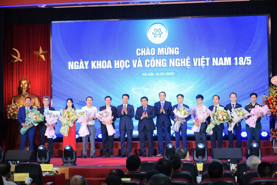Ngày hội Khoa học và Công nghệ: Nơi tôn vinh trí tuệ Việt Nam