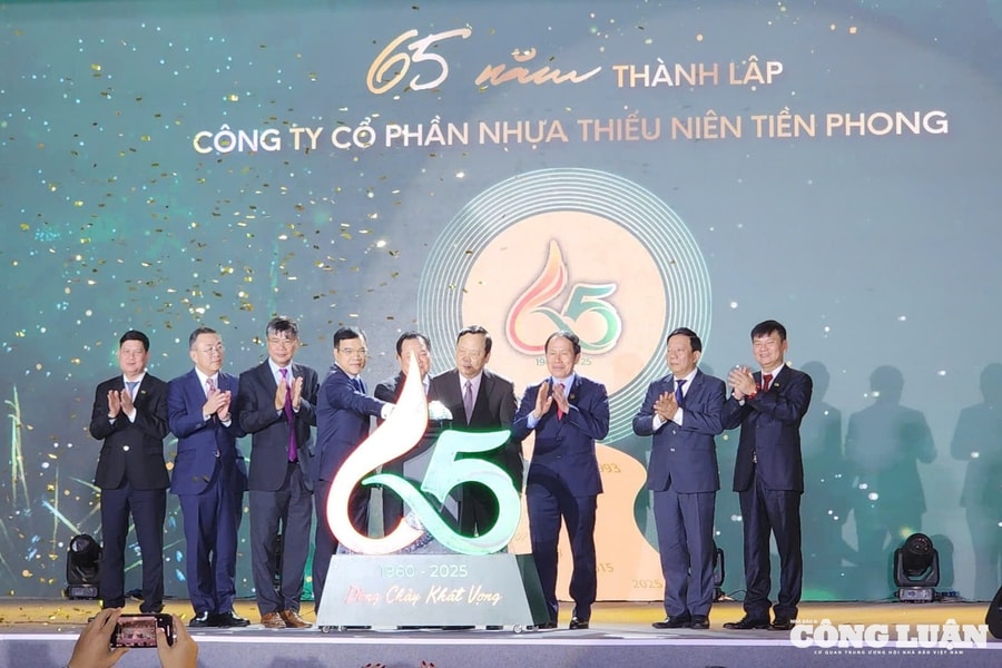 Nhựa Tiền Phong: 65 Năm "Dòng Chảy Khát Vọng" bước vào kỷ nguyên mới