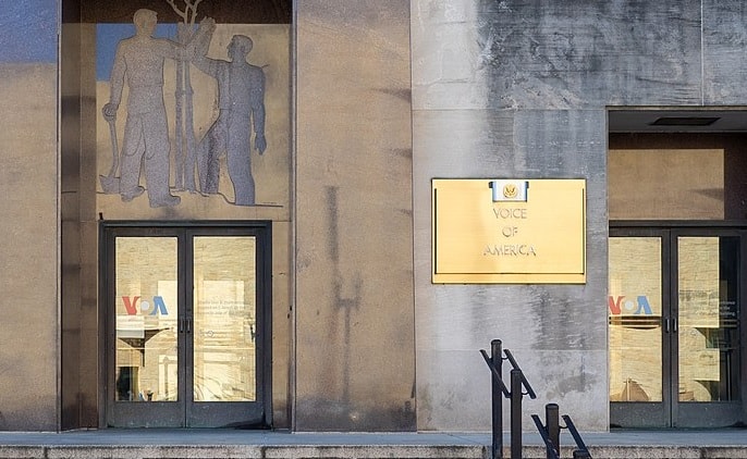Đài VOA bị chính quyền Mỹ rao bán trụ sở và sa thải 600 nhân viên
