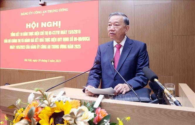 Tổng Bí thư Tô Lâm: Học Bác phải trở thành nhu cầu văn hóa trong lực lượng Công an nhân dân