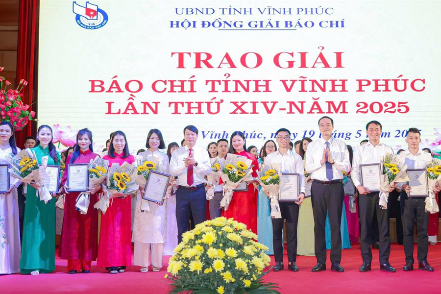 Giải Báo chí tỉnh Vĩnh Phúc lần thứ XIV: Nhiều tác phẩm cổ vũ kịp thời những tập thể, cá nhân học tập và làm theo lời Bác