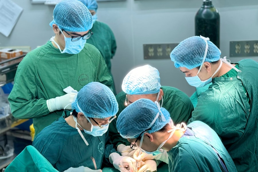 Giữ lại bàn tay cho bệnh nhân mắc ung thư hiếm gặp