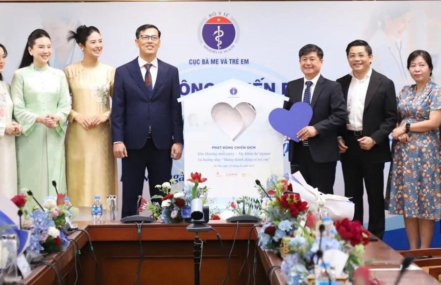 Bộ Y tế phát động chiến dịch 'Yêu thương mỗi ngày - Mẹ khỏe, bé ngoan'