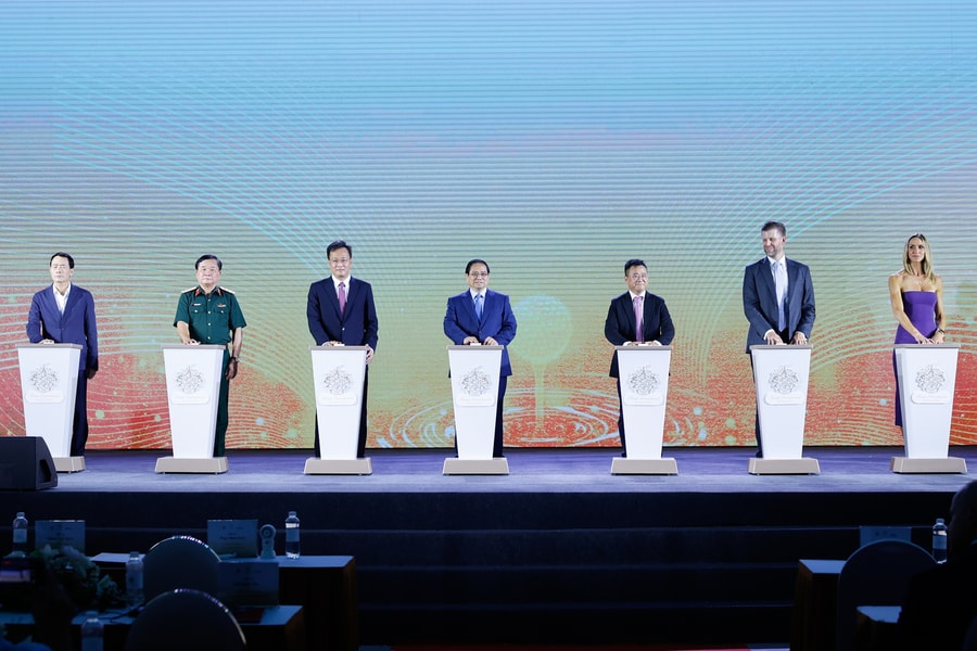 Thủ tướng dự lễ khởi công dự án 1,5 tỷ USD của Trump International Hưng Yên