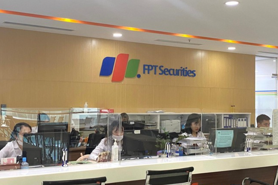 FPTS tăng vốn điều lệ lên 3.365 tỷ đồng, chuẩn bị chi hơn 150 tỷ đồng cổ tức tiền mặt