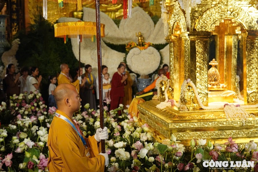 Ninh Bình: Thêm thời gian cung rước xá lợi Đức Phật Thích Ca Mâu Ni