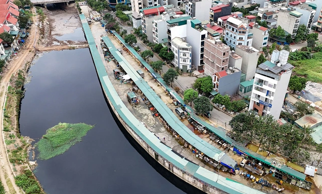 Chủ tịch Hà Nội phê bình quận Hà Đông, đốc thúc xử lý vụ chợ La Khê tồn tại trái phép