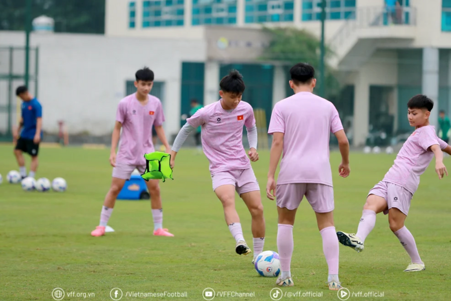 HLV Cristiano Roland hé lộ tiêu chí chọn quân cho U16 Việt Nam trước thềm giải quốc tế tại Trung Quốc