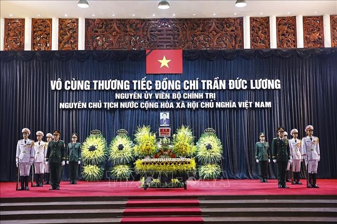Lễ Quốc tang nguyên Chủ tịch nước Trần Đức Lương
