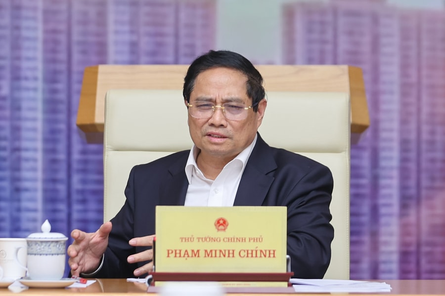 Thủ tướng: Nhanh chóng đưa chênh lệch giá vàng với thế giới xuống mức 1-2%