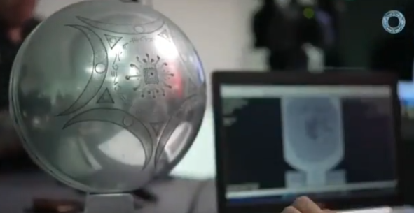 Phát hiện vật thể hình cầu bí ẩn nghi là UFO