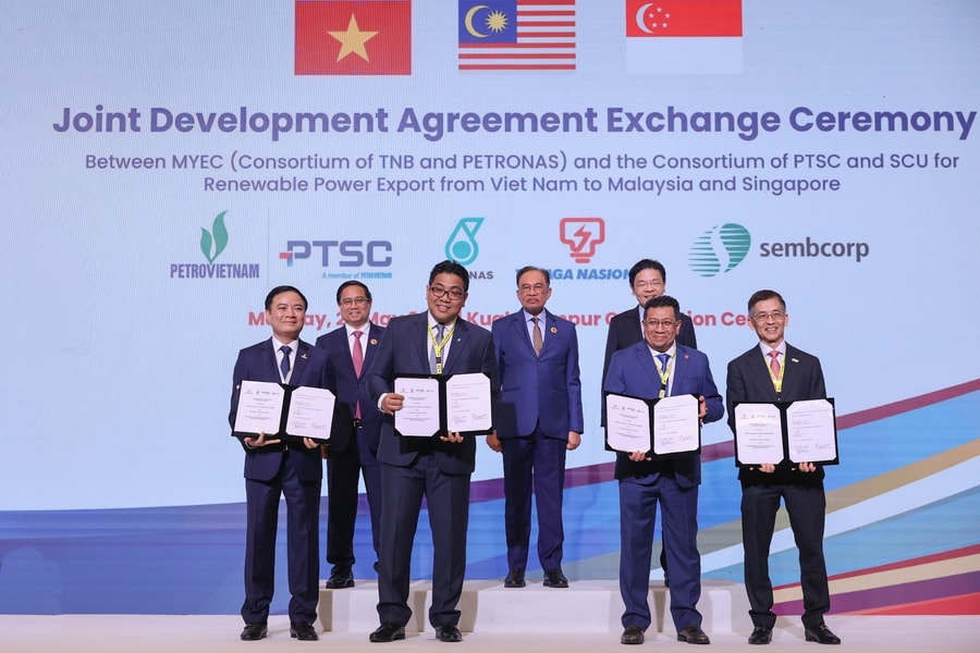 Việt Nam thỏa thuận xuất khẩu điện sạch sang Malaysia và Singapore