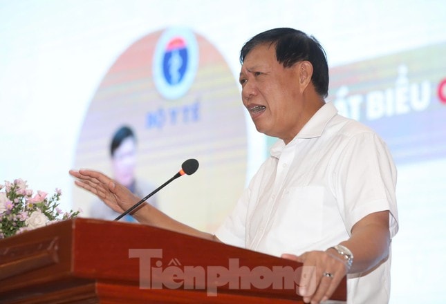 'Thuốc giả là tội ác, bán chỉ một viên cũng vi phạm nghiêm trọng pháp luật'