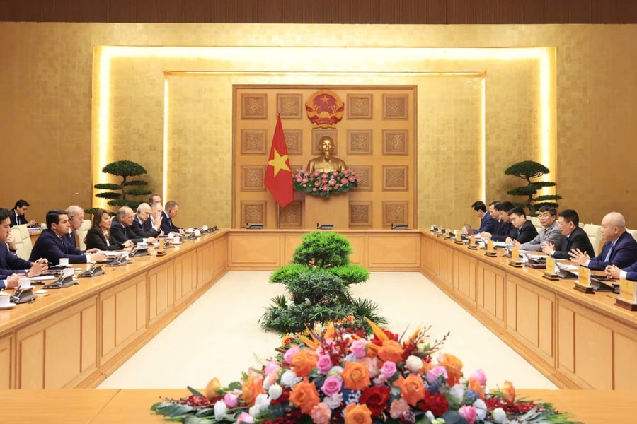 Phó Thủ tướng Hồ Đức Phớc tiếp hơn 40 doanh nghiệp của Pháp, thúc đẩy hợp tác kinh doanh với Việt Nam