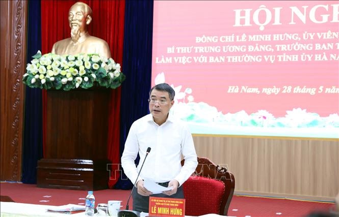 Trưởng Ban Tổ chức Trung ương yêu cầu bảo đảm thông suốt bộ máy sau sáp nhập ba tỉnh