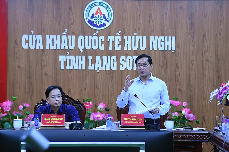 Không để hình thành các điểm nóng, tụ điểm buôn lậu, vận chuyển trái phép hàng hóa